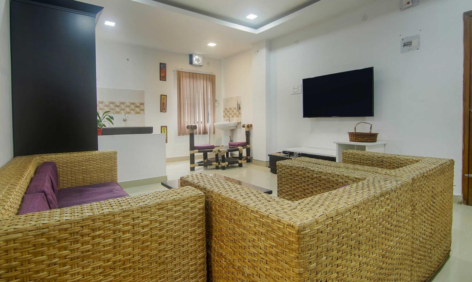Collection O The Blu Bell Nizarapar Path Guwahati Exterior foto