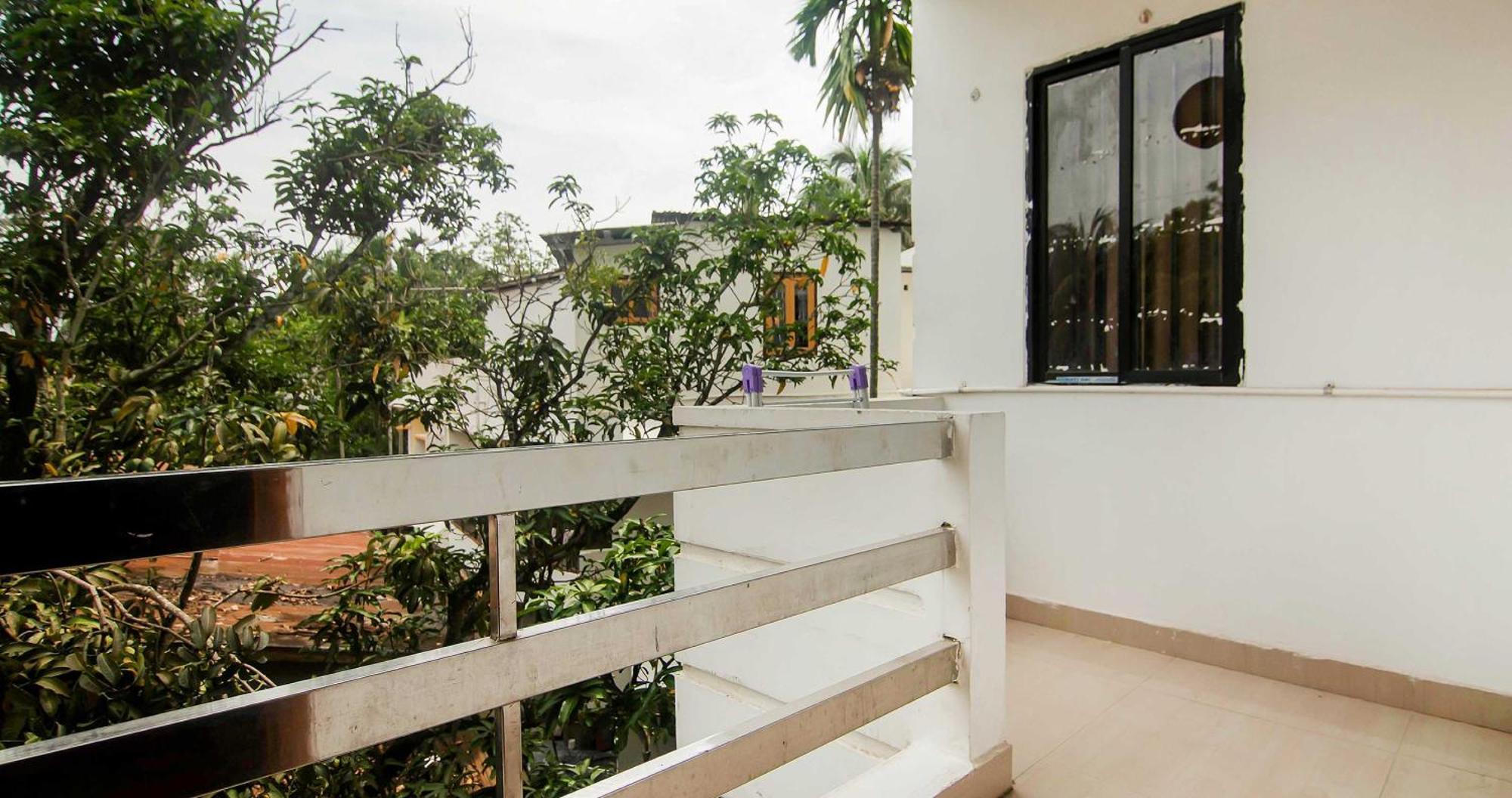 Collection O The Blu Bell Nizarapar Path Guwahati Exterior foto
